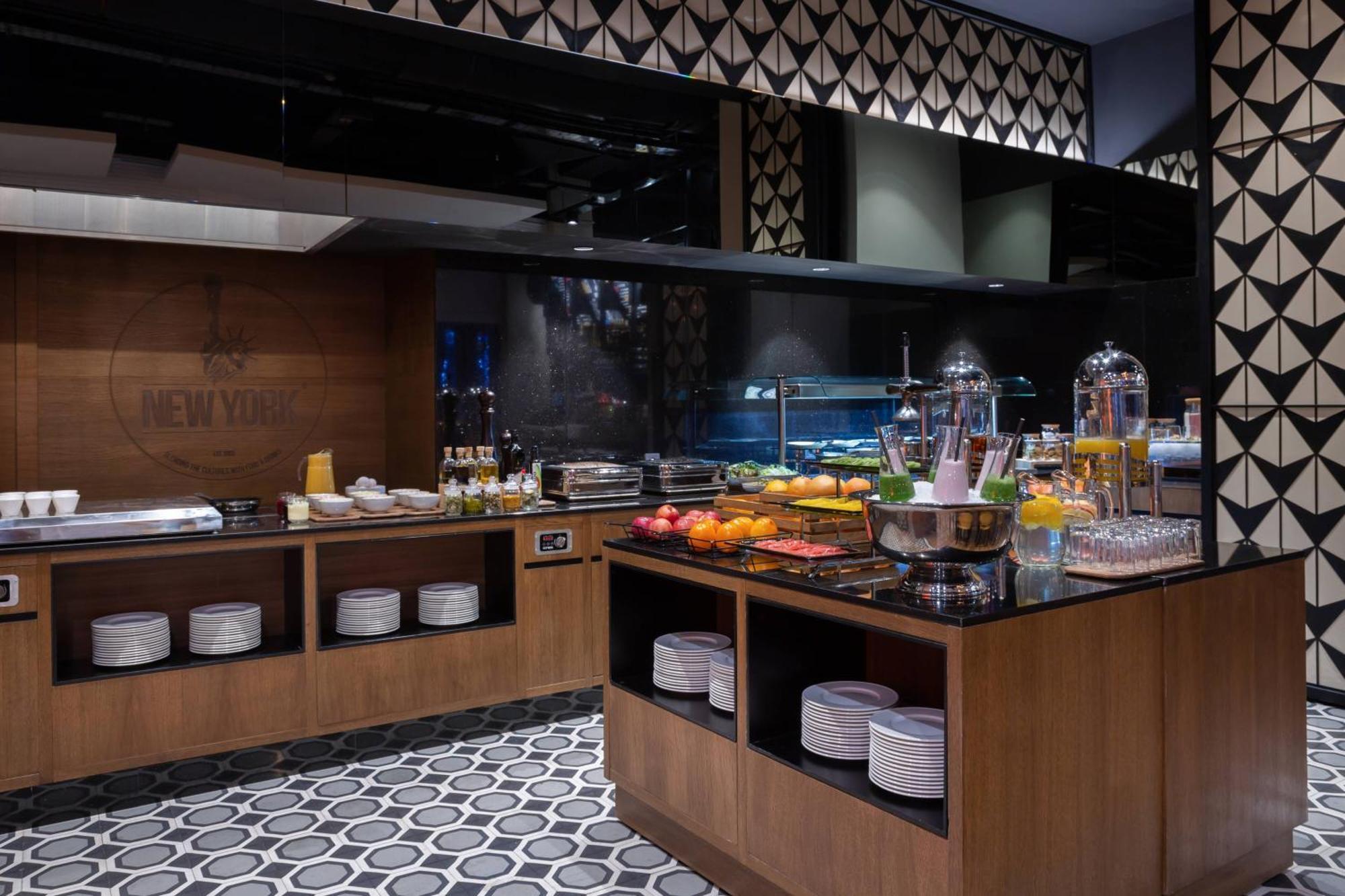 Courtyard By Marriott 4* Кишинёв
